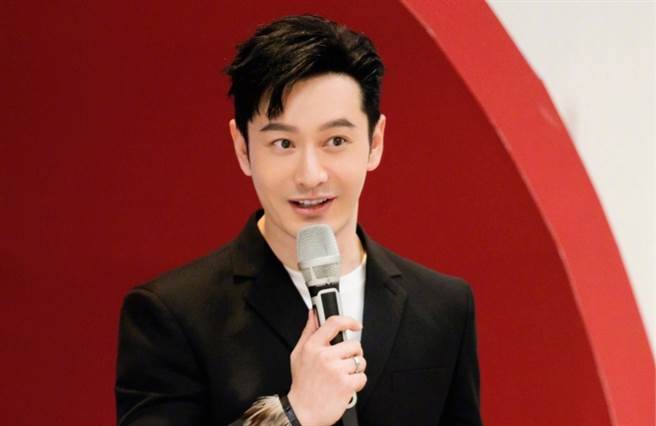 黄晓明为戏剃髮。（图／微博@黄晓明）