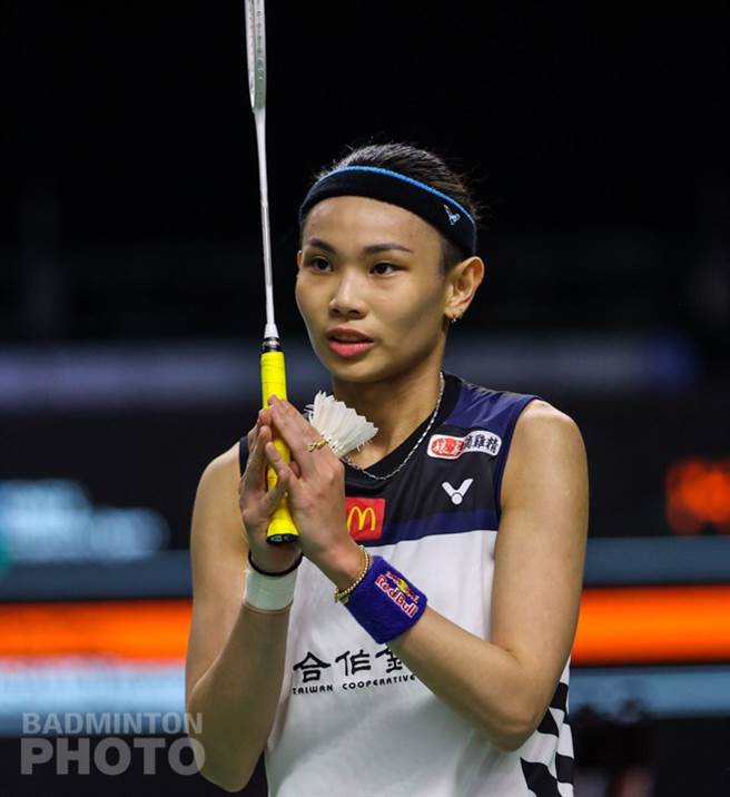 戴资颖赛后向现场所有人员致意。（Badminton Photo提供）