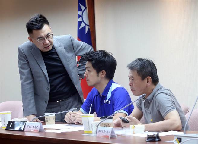 江启臣、蒋万安与林为洲。(图/中时资料库)