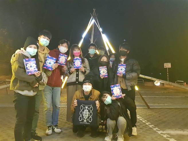 无惧寒流低温，台南「龙崎光节空山祭」开展不到20天，已累计超过6万人次观展。(台南市文化局提供／曹婷婷台南传真)