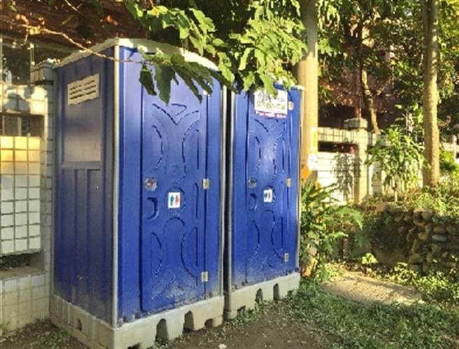 新北市部分地区流动厕所因无厂商投标，面临撤除命运，图为树林区东升公园流动厕所场景。（本报资料照片／许哲瑗新北传真）
