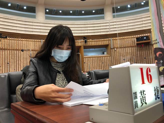 罷免王浩宇後，黃捷罷免案成為關注焦點。（圖／取自臉書「黃捷 高雄市議員」）