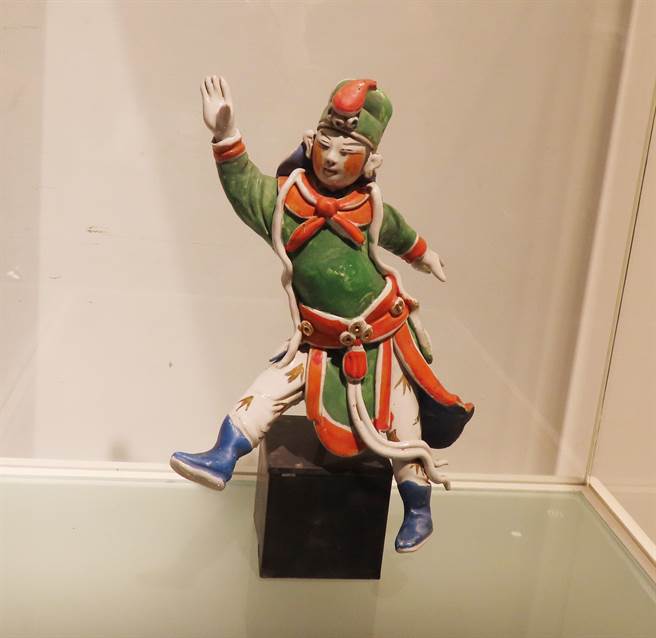 陈篡地人生第一件作品。（吴敏菁摄）