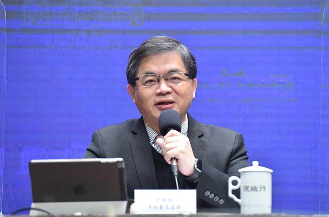 行政院秘书长李孟谚表示防疫旅馆量能足够。(政院提供)