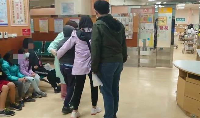 新北市某國小20多名學童因嘔吐送醫。（翻攝照片／張亦惠嘉縣傳真）