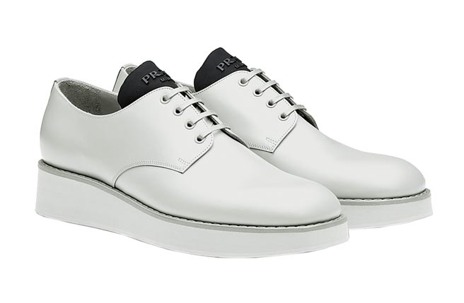 Prada抛光皮革德比鞋，3万3500元。（Prada提供）