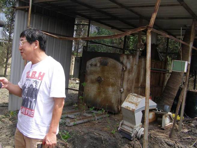 洪宅法拍几度流标后，由李姓退休医师买下。