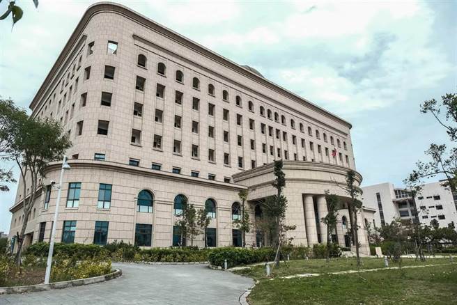 新竹一名男子因不满遭同性言语、肢体骚扰，挥拳反击对方，却意外打死人，而遭检方以伤害致死罪嫌起诉。（本报资料照）