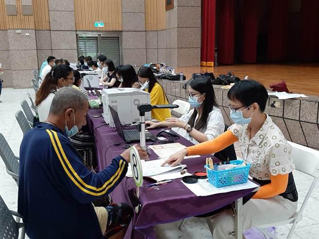 高市住宅租金补贴将从今年1月18日起加码受理第2次申请，截止时间至2月5日止。(高雄市都发局提供／林雅惠传真)