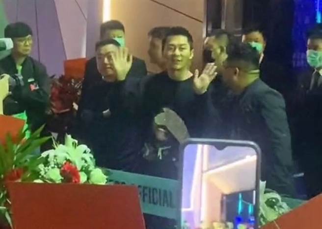 李晨最近在三亞開夜店。（圖／取自《on.cc東網》）