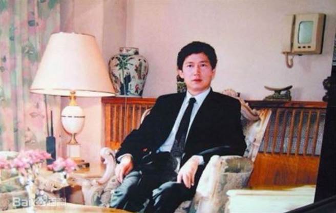 李春平俊俏的外型，成了他最大优势。（翻摄百度百科）