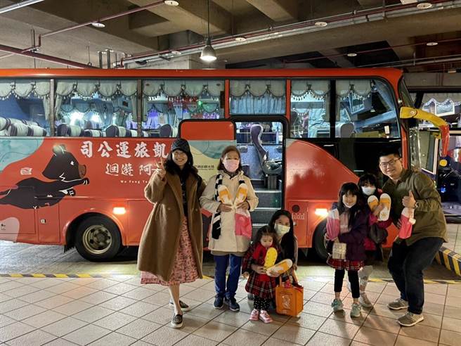 台中市「迴游・阿罩雾」假日观光巡迴巴士16日上路啰，免费试营运至1月31日止。（参山国家风景区管理提供／张妍溱台中传真）