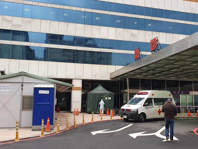 北部醫院爆群聚，謝絕疑似新冠肺炎和OHCA患者，院內評估開啟遠距醫療。(蔡依珍攝)