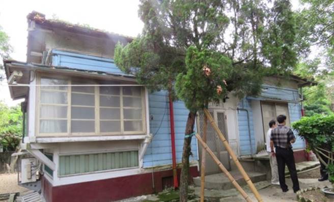 苗栗县歷史建筑「大湖警察署署长宿舍」调查研究暨修復再利用计画说明会，22日下午2点于苗栗县警察局大湖分局3楼会议室办理，参与民眾记得佩戴口罩。图为大湖警察署署长宿舍。（文观局提供／巫静婷苗栗传真）