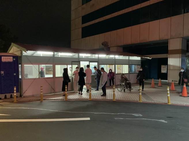 北部醫院爆發院內感染，今新增一名確診醫生，首波採檢竟列自主管理。(資料照/姜霏攝)