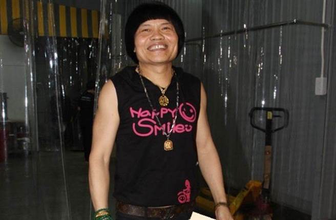 八両金昔被封「全香港最丑男人」。(图／翻摄自东网)