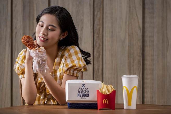麦当劳去年限定推出韩式炸鸡，满足国人偽出国的味蕾。（麦当劳提供）