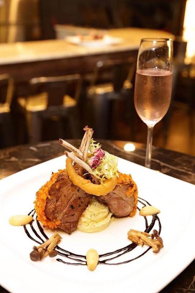 用酒精唤醒你的初衷！「Intention」东区无酒单酒吧（图／BEEMEN蜂报提供）