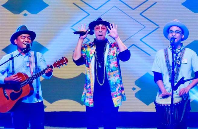 曹西平表示進入演藝圈一定要有敬業和樂業的態度。（圖／曹西平的粉絲愛團臉書）