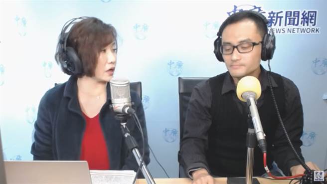 罢捷总部发言人徐尚贤重申罢免黄捷4大理由。（图／摘自中广新闻网「千秋万事」YouTube）