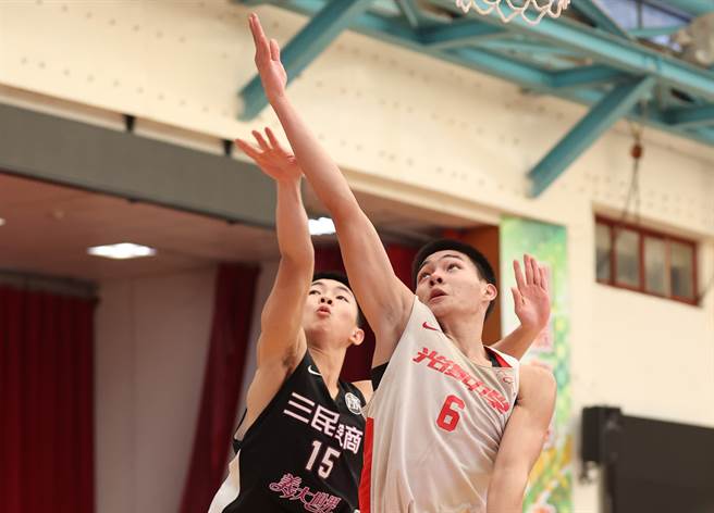 日出茶太菁英杯篮球邀请赛今天开打，地主球队之一光復高中目标冠军。（大会提供）