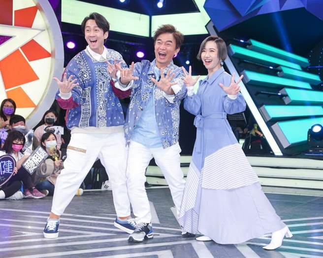 熊熊宣布毕业。（摘自脸书）