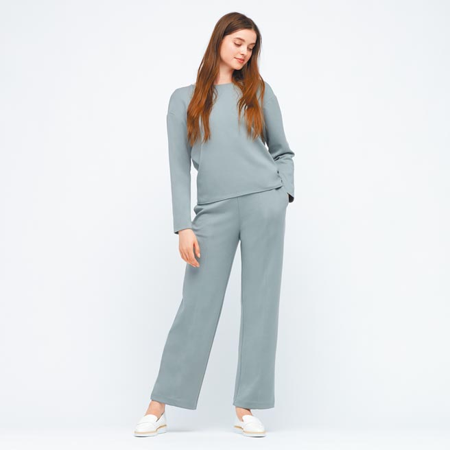 UNIQLO女装弹性双面织纹上衣，790元。（UNIQLO提供）