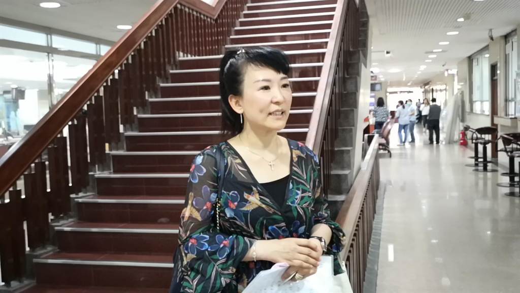 ����Ϊ������Ů�����ˡ��Ļ���Ů�����˳���褣�������̴�ʦ������ľ����Ʒ����̨����Ժ����5�£����׿Ʒ��� ������������Ƭ��