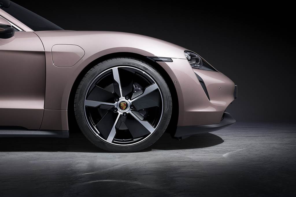 Porsche持續擴大Taycan家族 後輪驅動全新入門Taycan在台開始販售