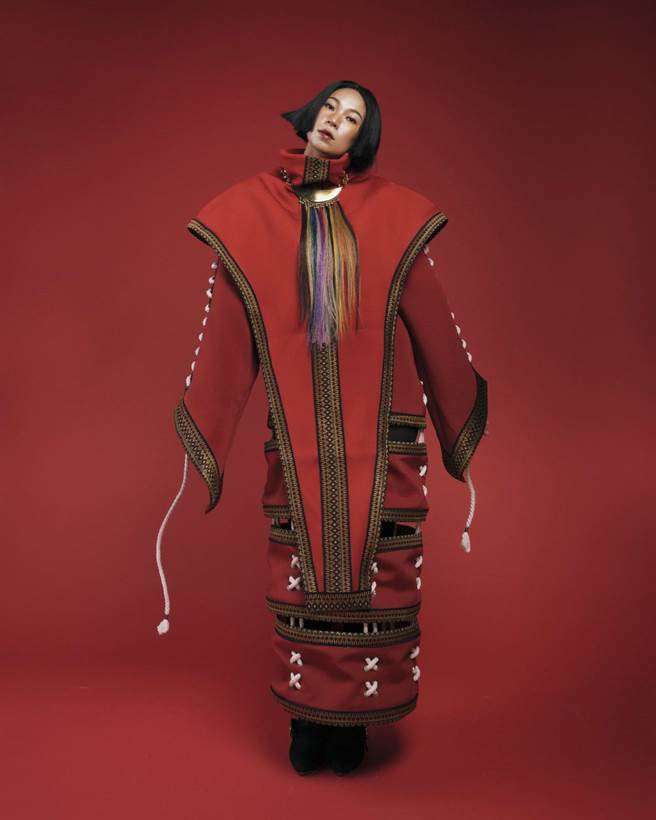 雅维茉芮新造型由好友黄一峯打造。（独一无二娱乐文化提供）