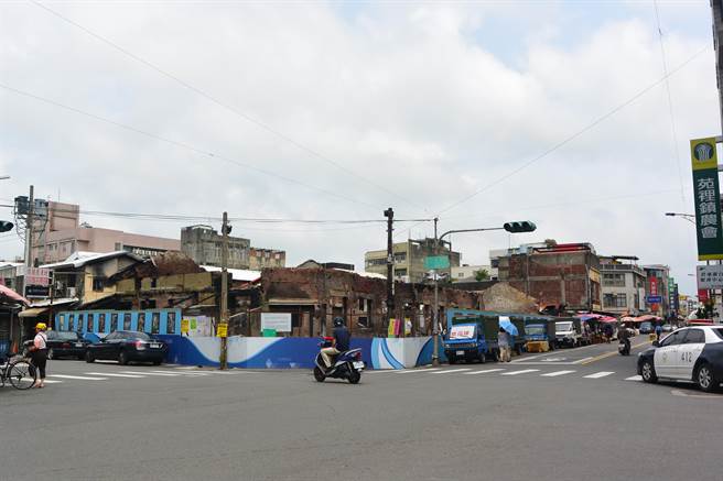 苗栗县歷史建筑苑里公有零售市场将于1月25日办理紧急加固工程，届时为公路部分路段将实施交通管制。（本报资料照片）