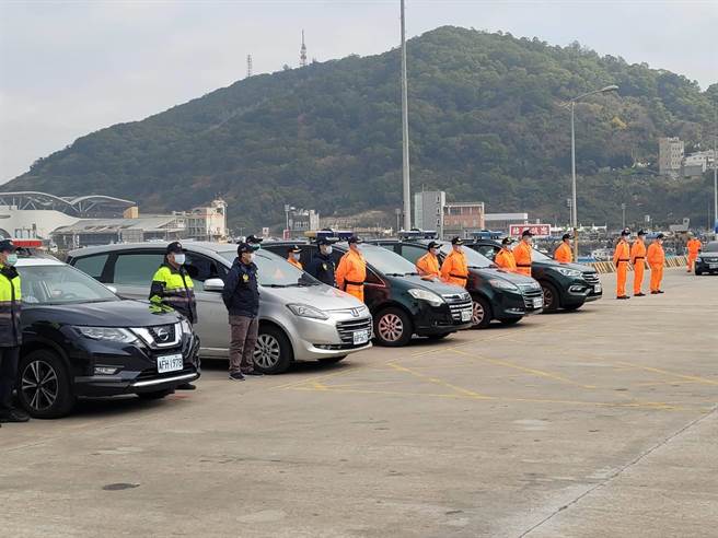 「110年春节扩大威力扫荡誓师大会」今在马祖南竿福澳港举行。（海巡署提供）