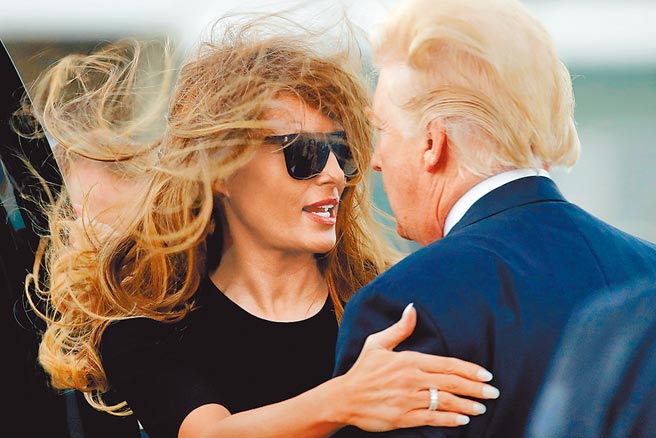 即将随川普离开白宫的美国第一夫人梅兰妮亚，18日透过推特发布一段近7分钟的告别影片，她表示担任美国第一夫人是她一生最大的荣幸。她还呼吁人们远离暴力、选择和平。（路透）