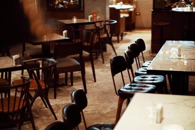 酒吧也能处处是艺术高质感创意调酒（图／BEEMEN蜂报提供）