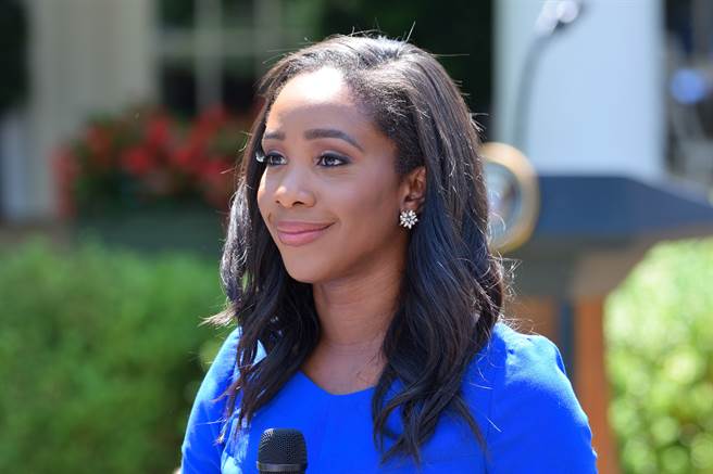 美国有线电视新闻网（CNN）政治记者菲力普（Abby Phillip）。(图/shutterstock)