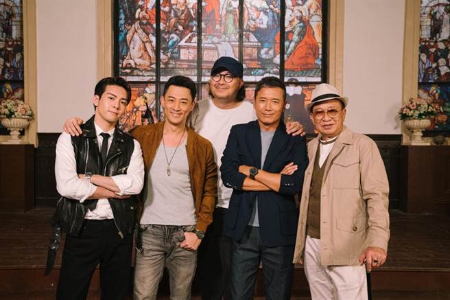 曾舜晞、林峯、苗僑偉、許紹雄等合影。（LiTV、TVB提供）