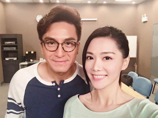 馬國明與女友湯洛雯。（取自IG）