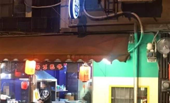 打伤3岁童屁股整片淤青 烧烤店老板拒道歉还呛：来告我啊（翻摄脸书）