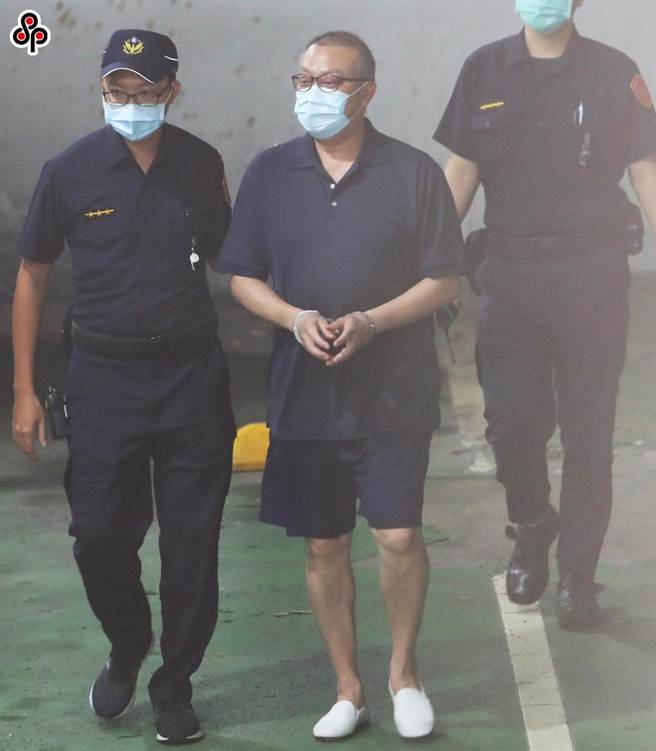 台北地院审理立委贪污案，今针对苏震清（中）部分审理。（本报资料照片）