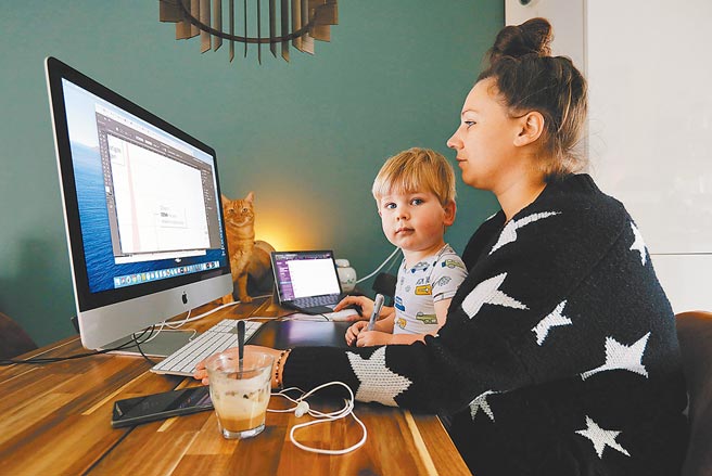 远端办公的安全性，仍是企业2021年将面临的首要安全挑战。图／路透