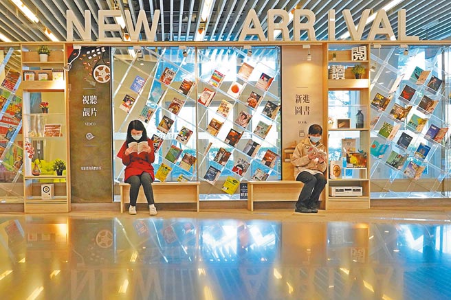 2020年疫情期間，民眾閱讀習慣改變，電子書借閱大幅成長。（國資圖提供／陳淑芬台中傳真）