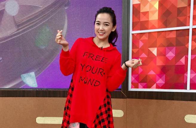 「布丁姐姐」陳櫻文自曝和老公還沒交往就閃婚。（圖／陳櫻文 布丁姐姐臉書）