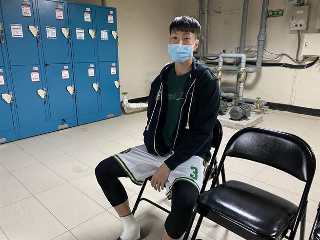 才刚结束返台隔离的台啤后卫王子纲，随即23日就要穿上球衣登场了。(黄及人摄)