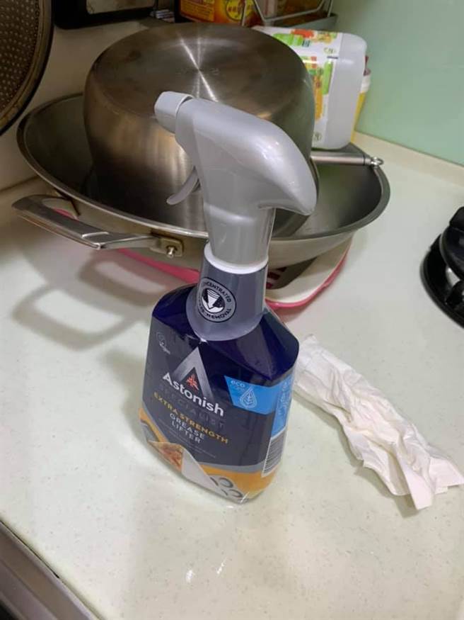 就是这款清洁剂让原PO大讚。(图/翻摄自Costco好市多 商品经验老实说)