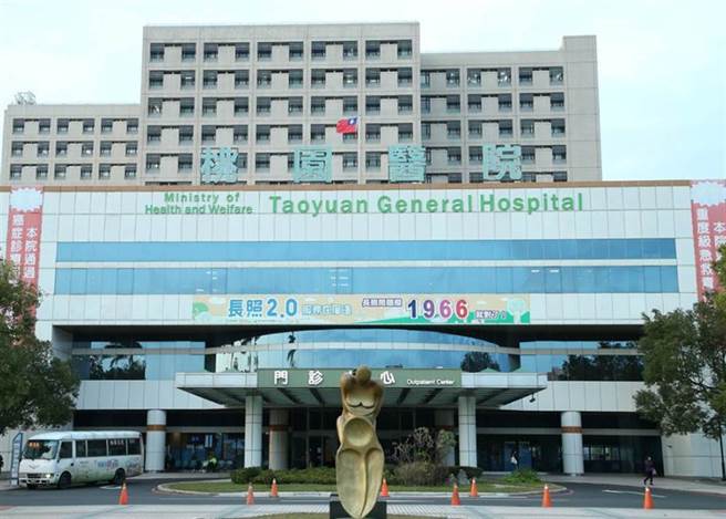 不顾男友喝斥衝部桃借厕所 她把染疫医院当景点 下场曝光（资料照片）