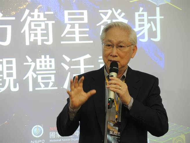 科技部长吴政忠认为未来科技蓝海的开拓与探索，太空产业是其中重要的一部分。（邱立雅摄）