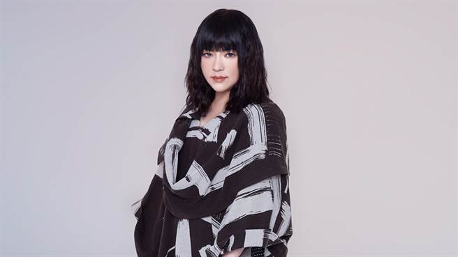 唐绮阳在《女人我最大》节目点名天秤座、射手座、金牛座在2021年前三个月工作运特别好。（图／大慕影艺提供）