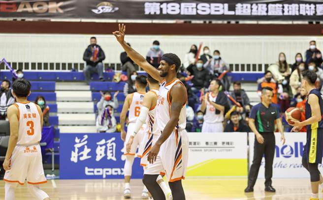 璞园洋将乔丹会是中华男篮适合的归化人选吗？(中华篮协提供)