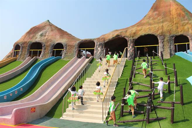 苗栗县政府近年注重发展头份、竹南城乡建设，打造竹南狮山亲子公园，满足苗北地区居民休憩需求。（何冠娴摄）