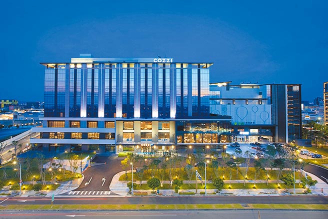 结合国际级水族馆、影城及精品商场的COZZI Blu和逸饭店桃园馆，是北台湾精致旅游首选。图／业者提供